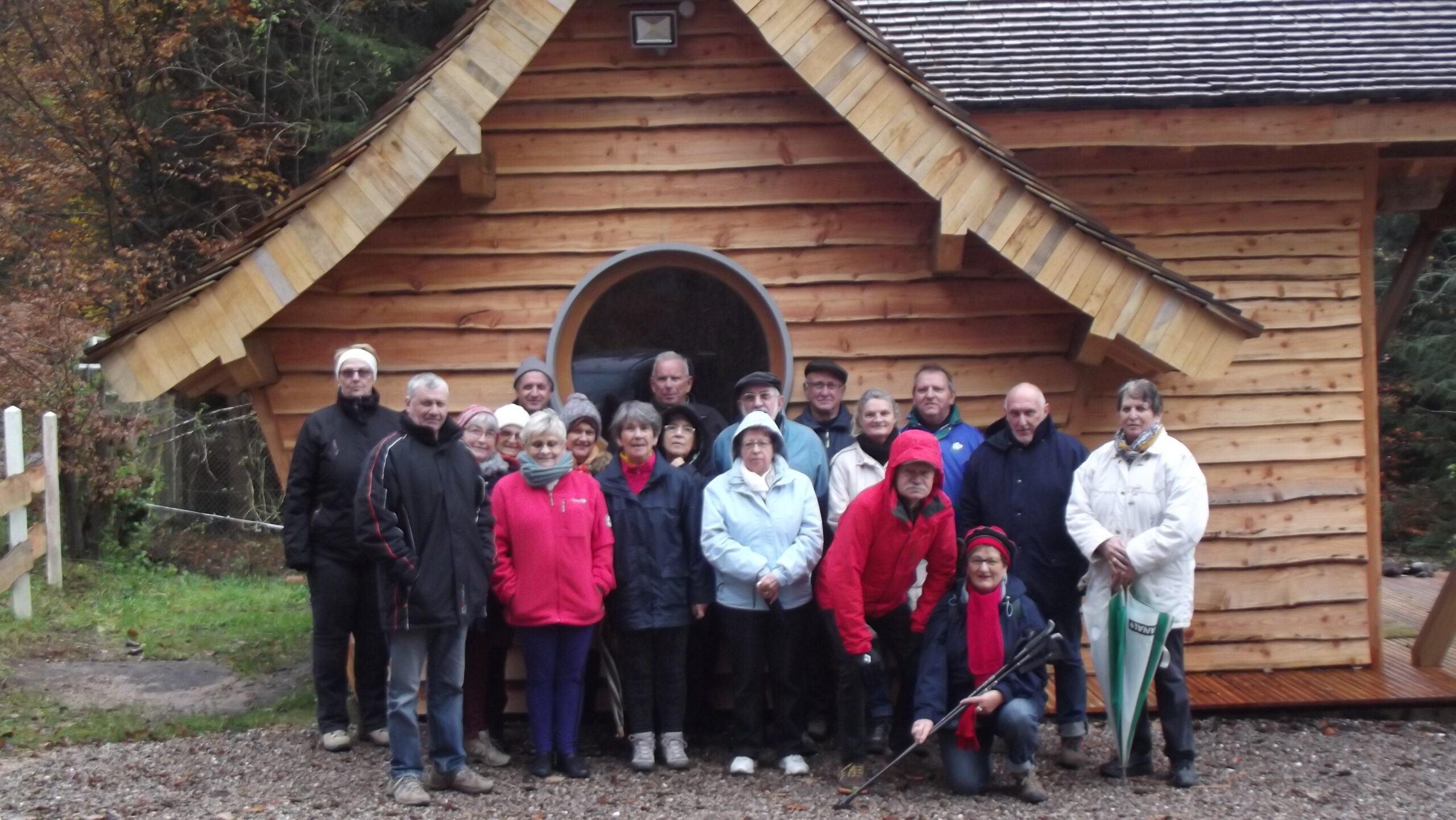 Marche au fil de l’eau sur les rives du canal d’alimentation de Bouzey